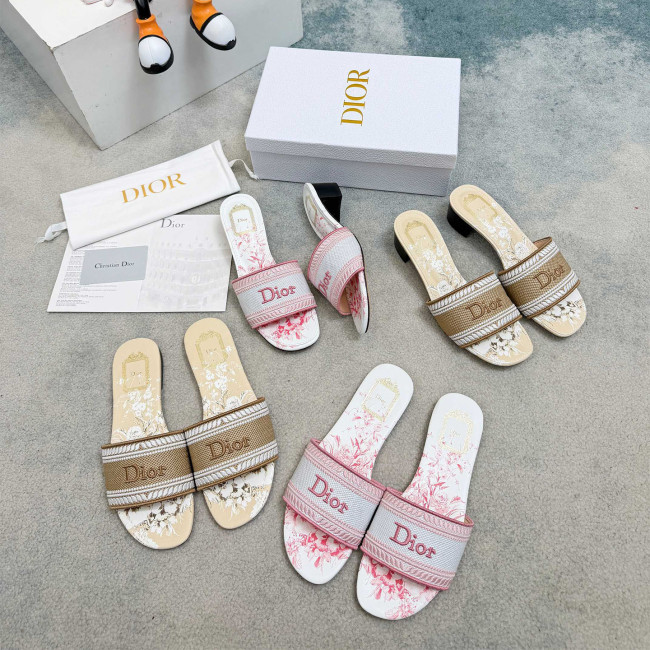 Dior shoes 056 HL081