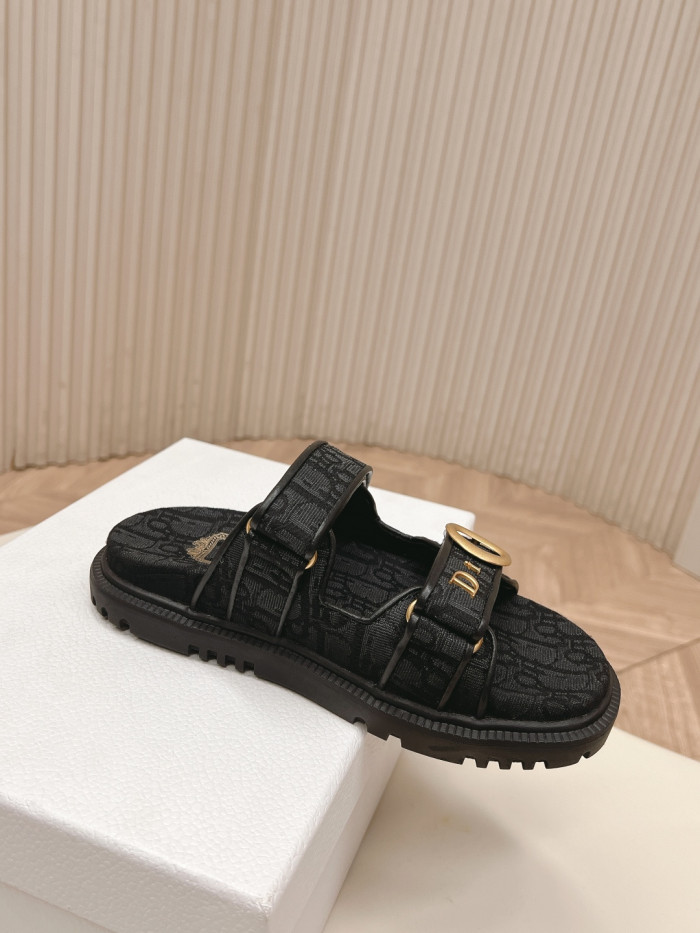 Dior shoes 053 HL062