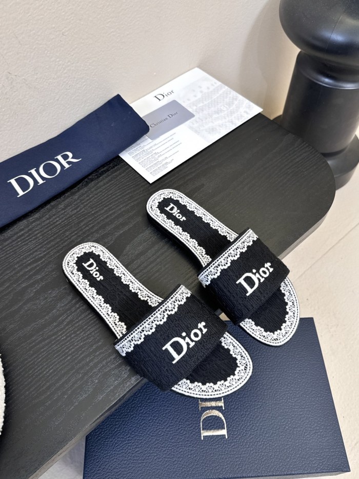 Dior shoes 058 HL061