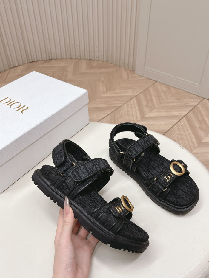 Dior shoes 054 HL072