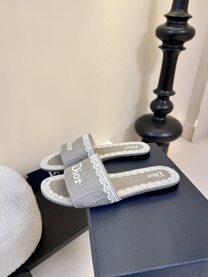 Dior shoes 058 HL061