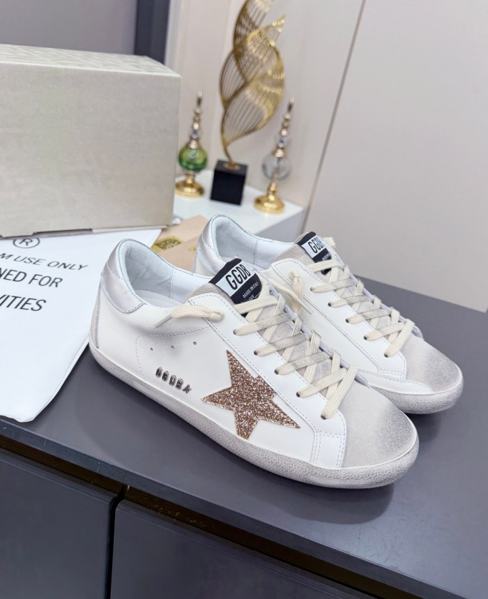 Golden Goose shoes 012 HL022