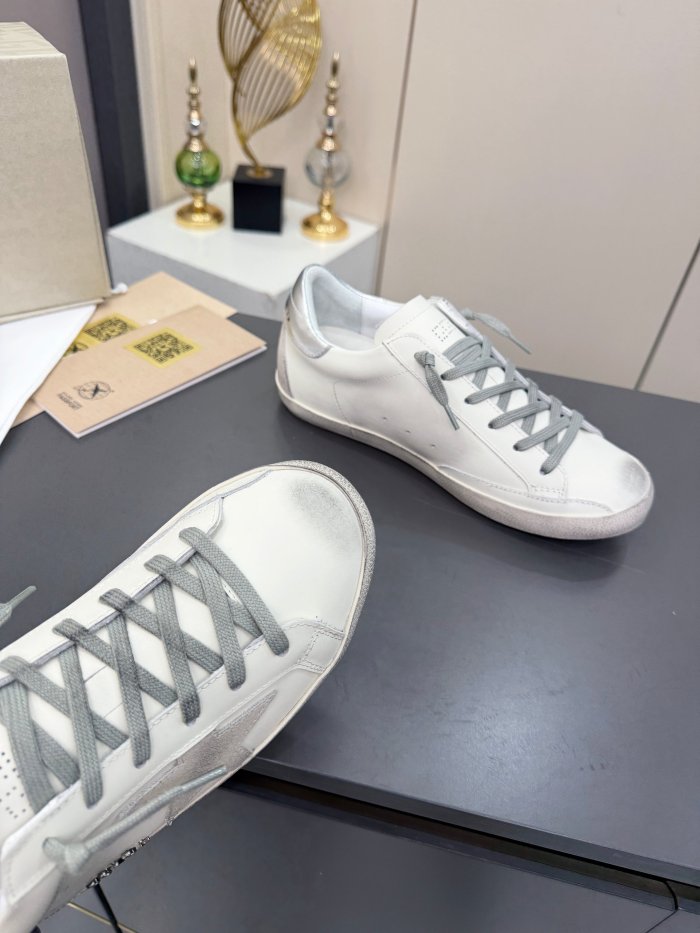 Golden Goose shoes 012 HL022