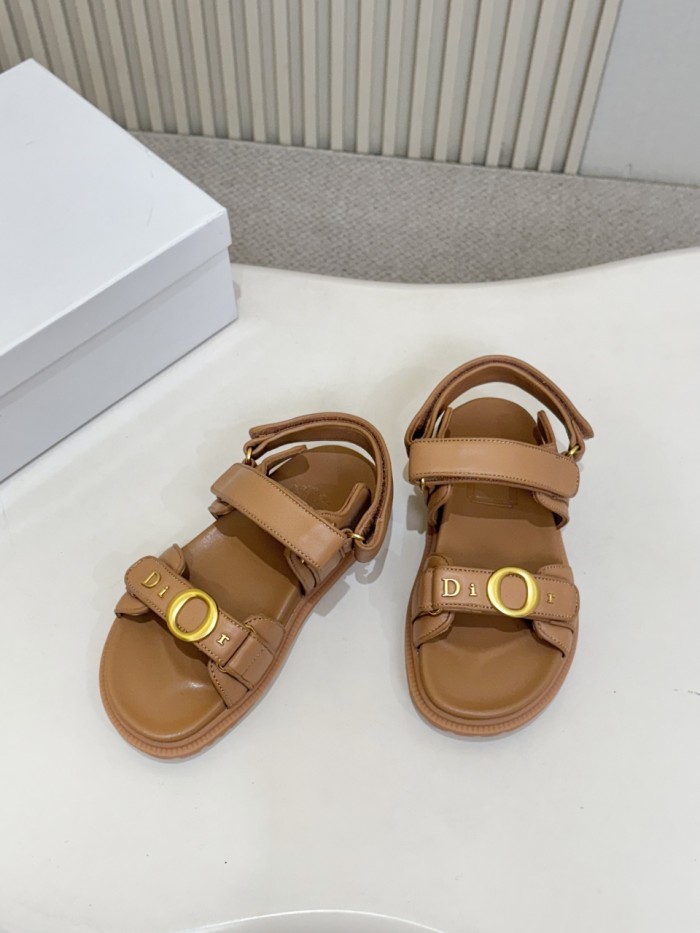 Dior shoes 055 HL072