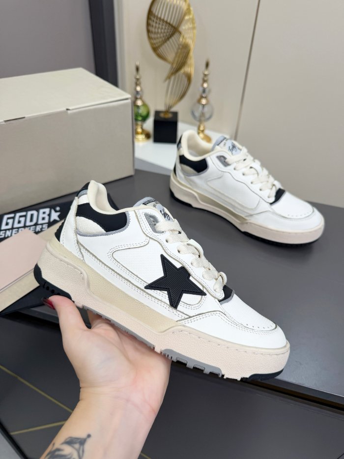 Golden Goose shoes 013 HL023