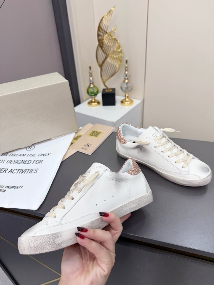 Golden Goose shoes 012 HL022