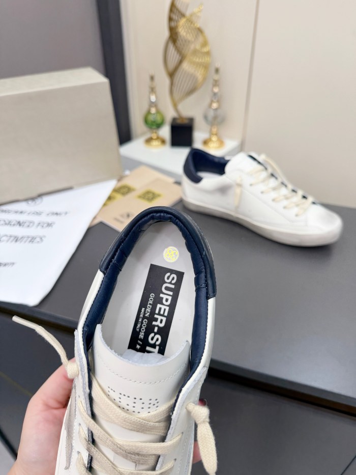 Golden Goose shoes 012 HL022