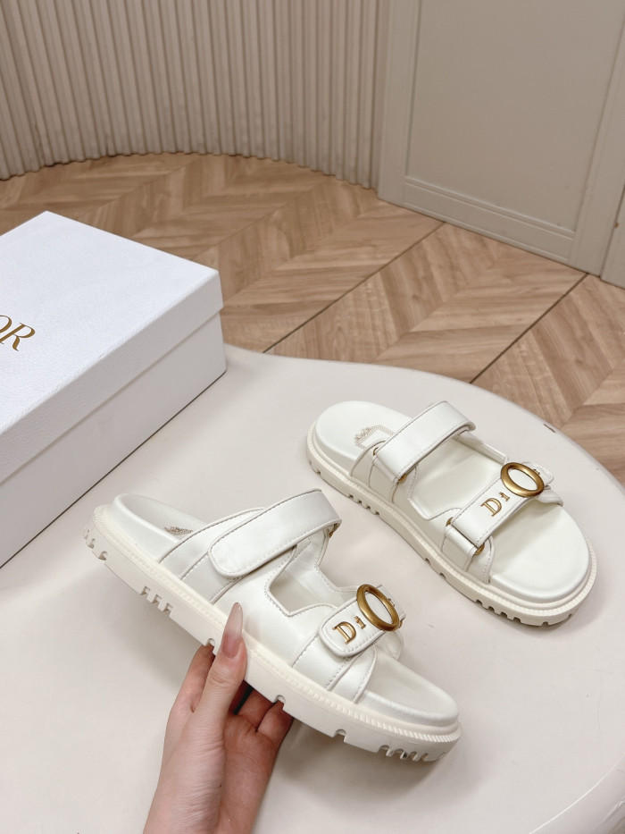 Dior shoes 053 HL062