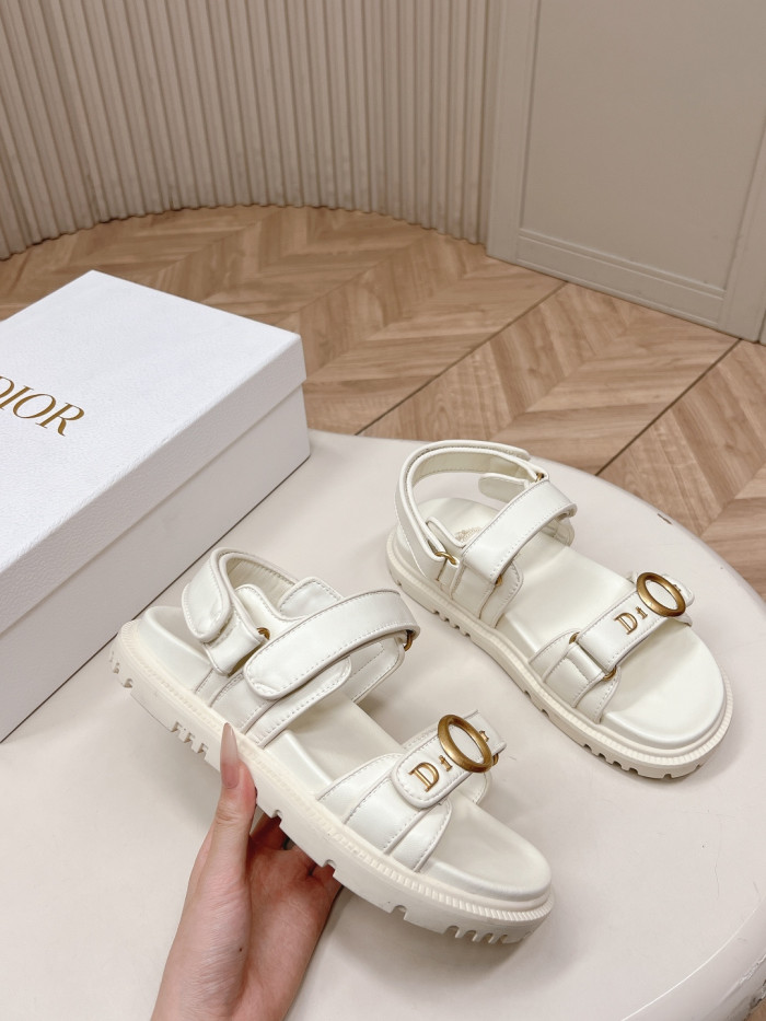 Dior shoes 054 HL072