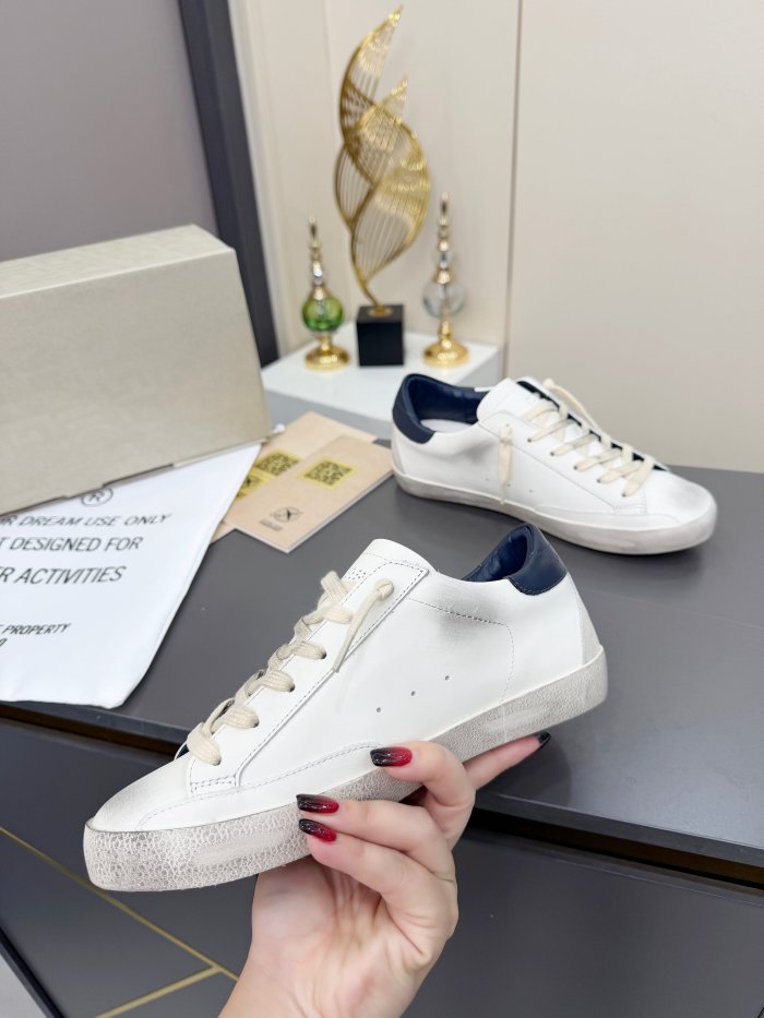 Golden Goose shoes 012 HL022