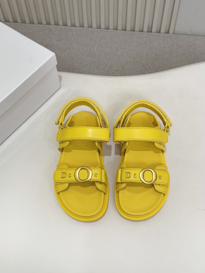 Dior shoes 055 HL072