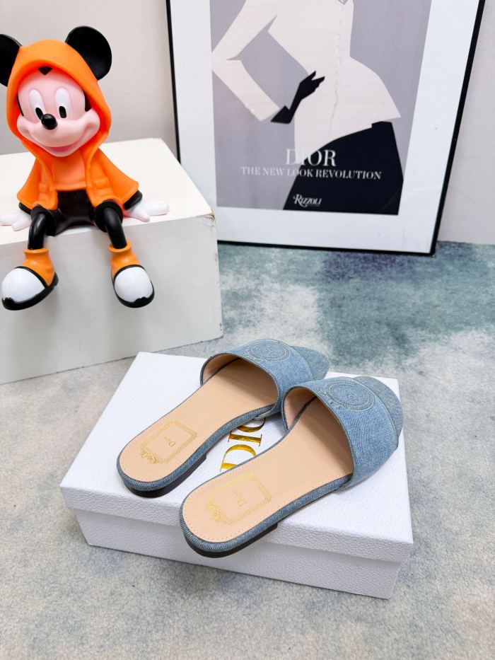 Dior shoes 063 HL002