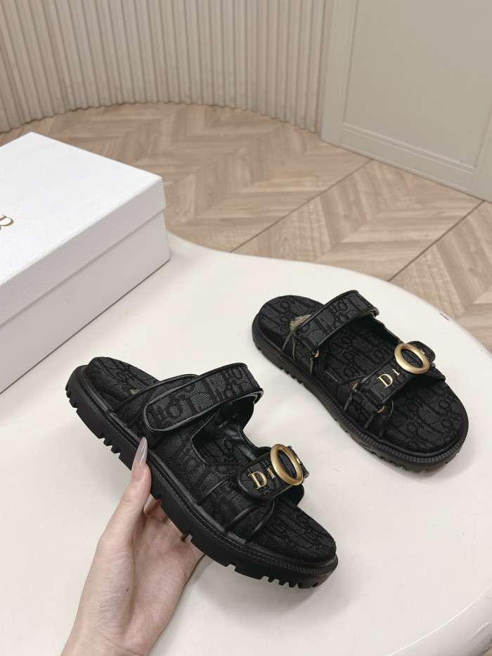 Dior shoes 053 HL062