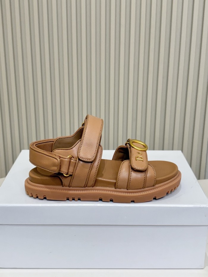 Dior shoes 055 HL072
