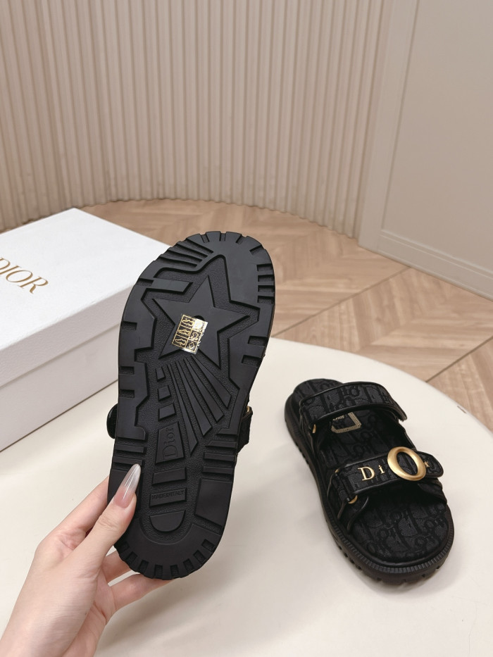 Dior shoes 053 HL062