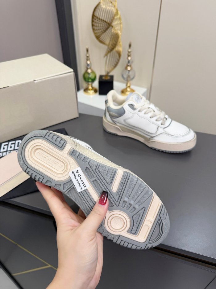 Golden Goose shoes 013 HL023