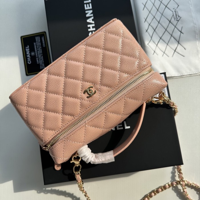 Chanel Shoulder Bag 007 LM041 19cm
