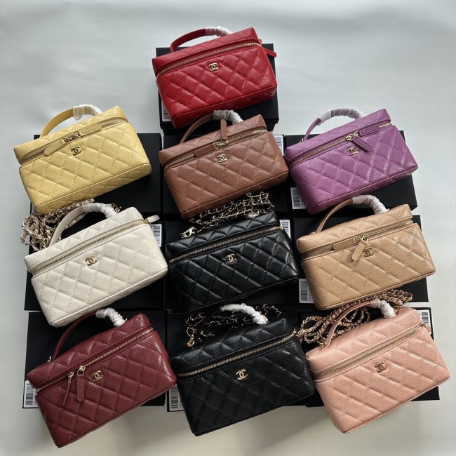 Chanel Shoulder Bag 007 LM041 19cm