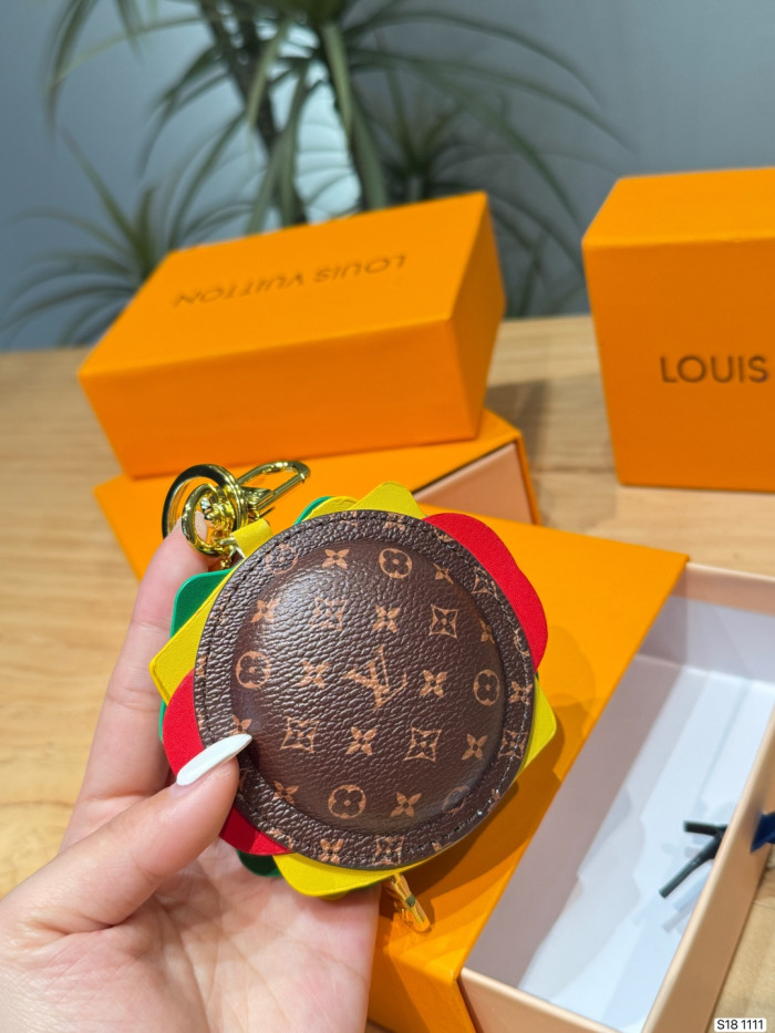 LV Keychains 002 DB551