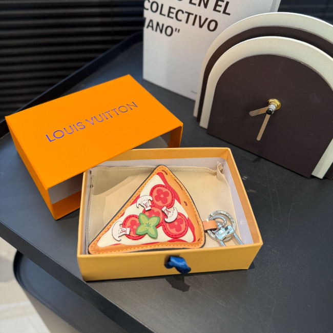LV Keychains 011 DB541