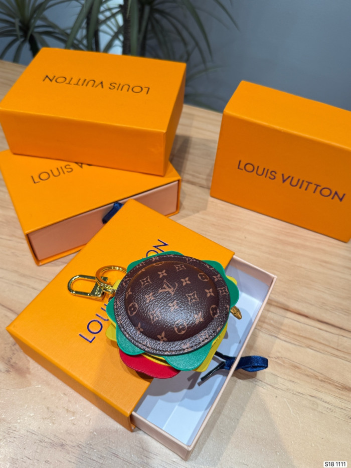 LV Keychains 002 DB551