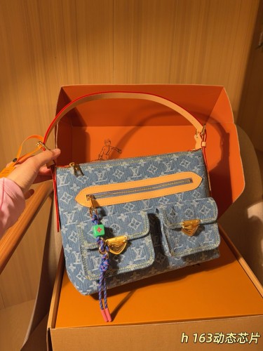LV Baggy Bag 342 DB032 29cm