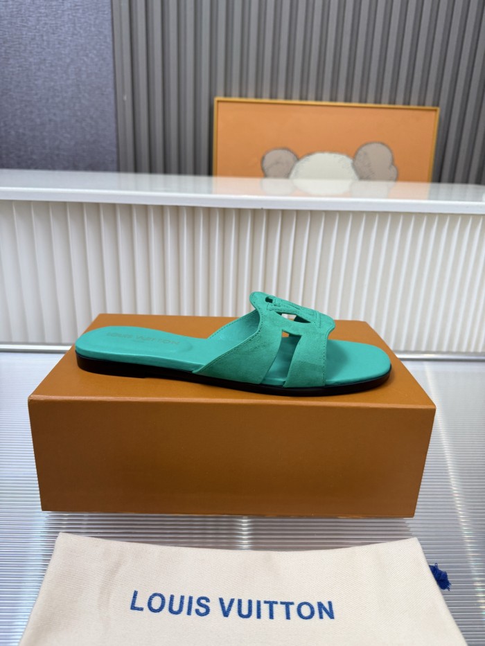LV shoes 045 HL022