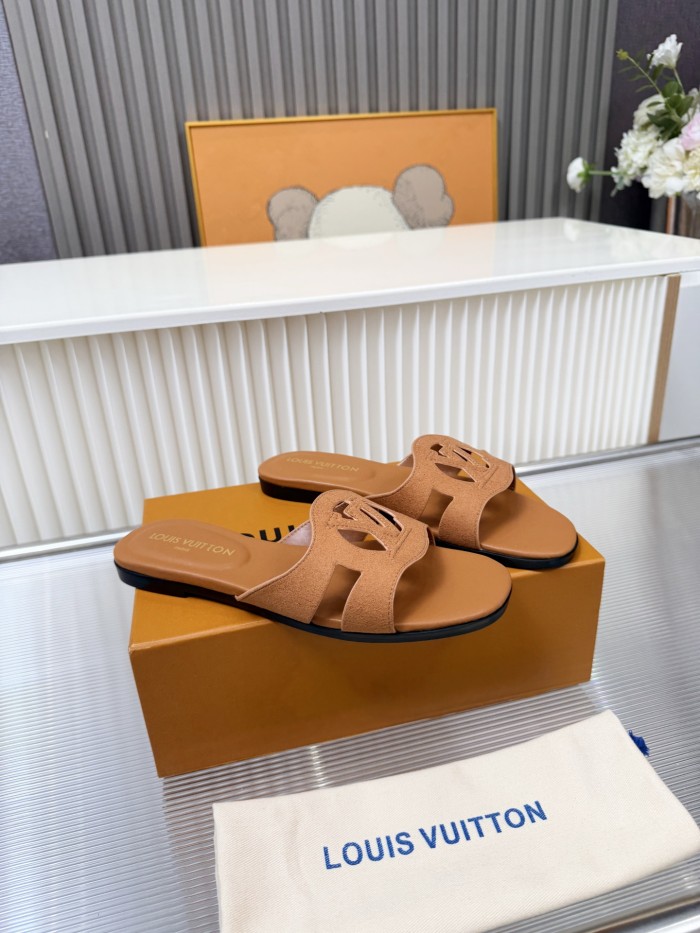 LV shoes 045 HL022