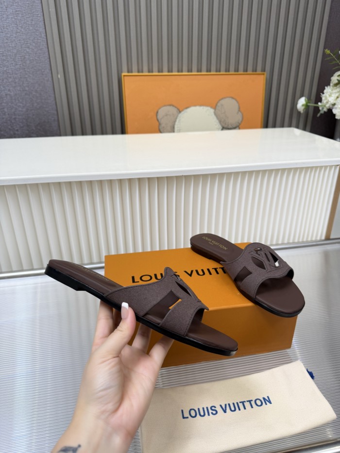 LV shoes 045 HL022