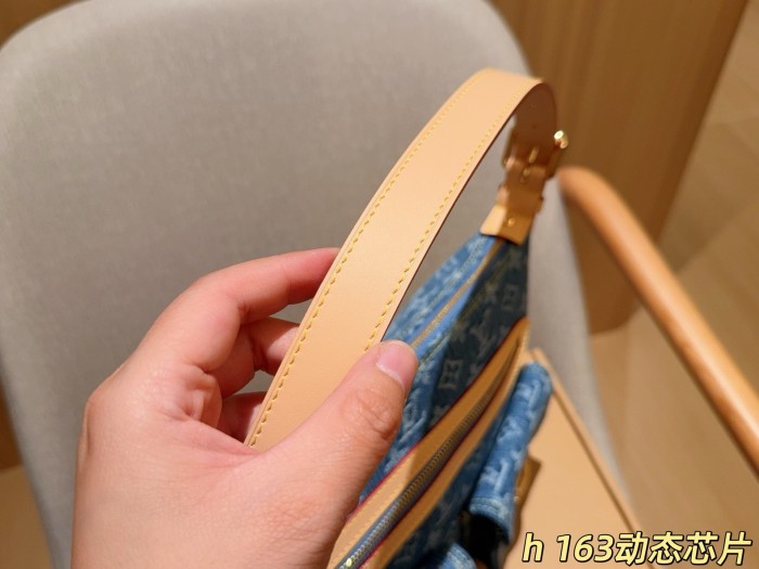 LV Baggy Bag 342 DB032 29cm