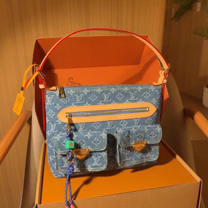 LV Baggy Bag 342 DB032 29cm