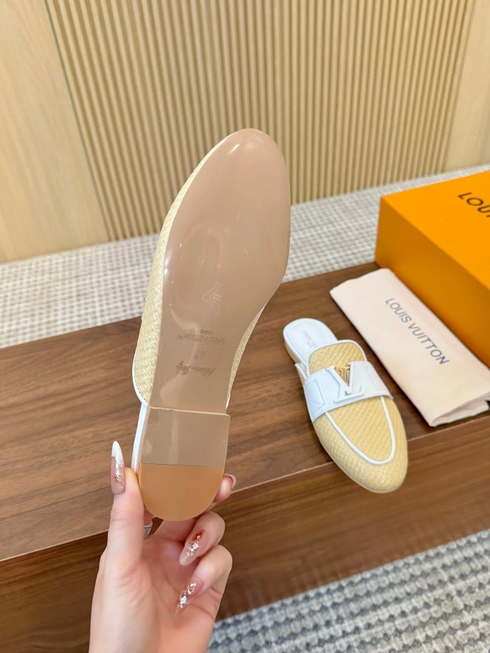 LV shoes 047 HL062