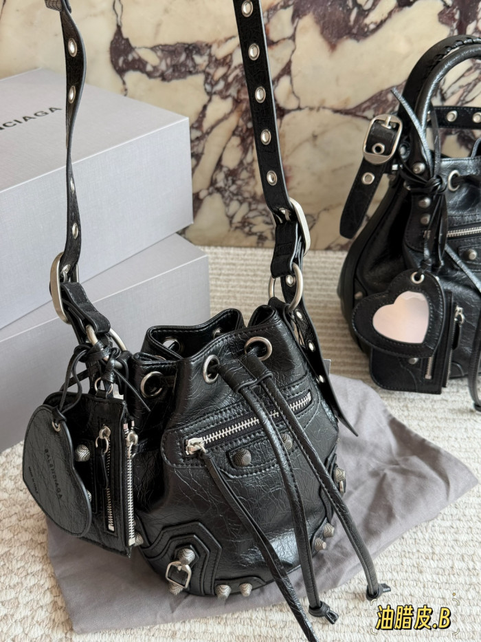 Balenciaga Le Cagole Bag 005 DB062 20cm