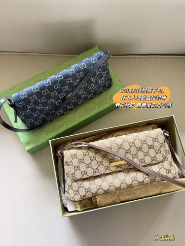 Gucci Shoulder Bag 042 DB561 30cm