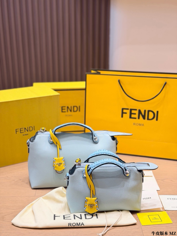 Fendi Peekaboo Bag 008 DB512 20-27cm