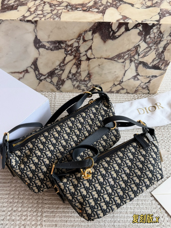 Dior D-Journey Bag 025 DB052 27-38cm