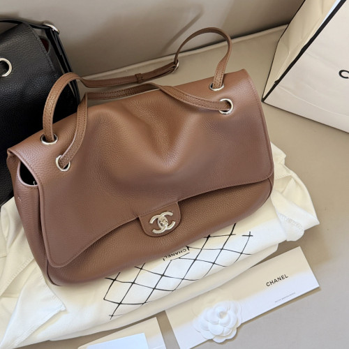 Chanel Shoulder Bag 143 DB503 32cm