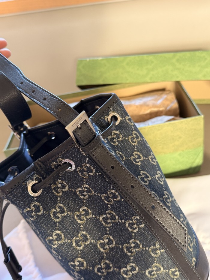 Gucci Bucket Bag 044 DB561 21cm