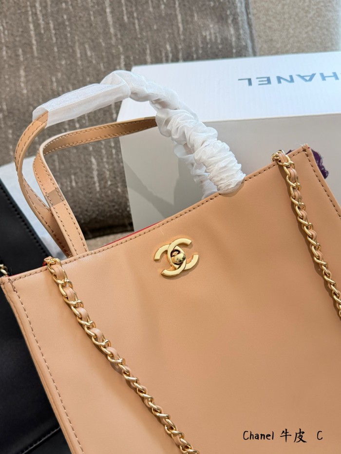 Chanel Tote 146 DB062 23cm