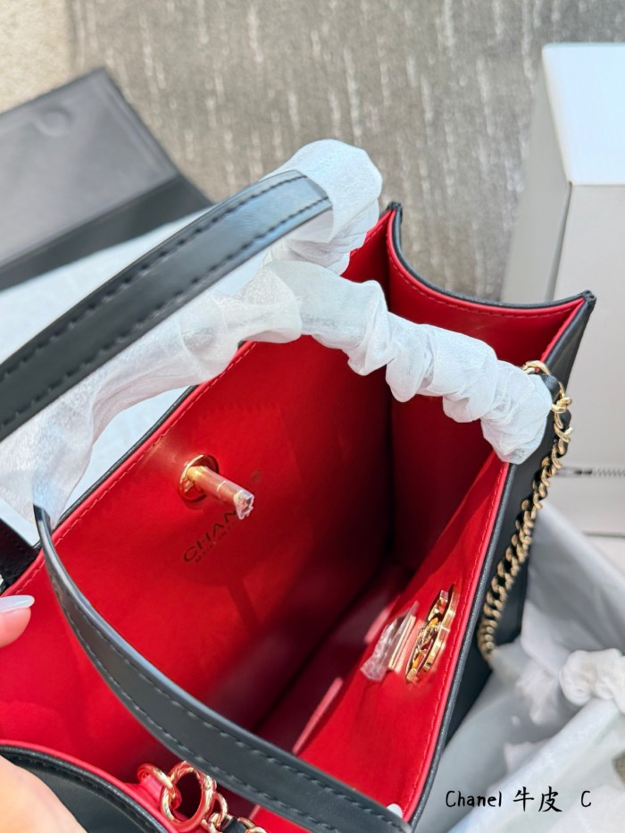 Chanel Tote 146 DB062 23cm