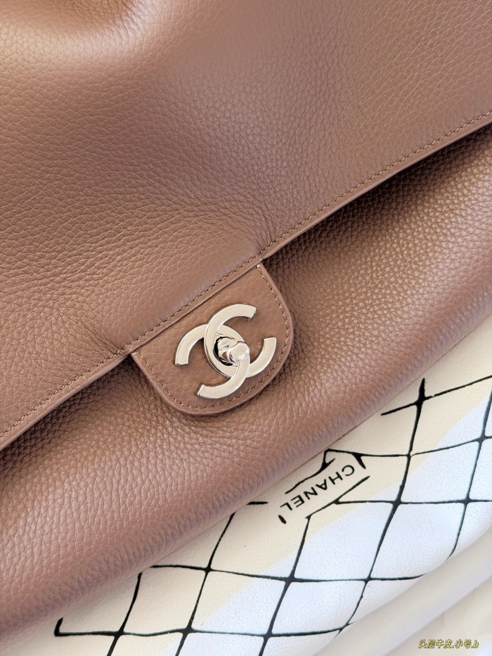 Chanel Shoulder Bag 143 DB503 32cm