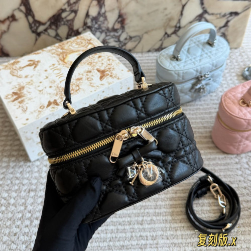 Dior Handbag 026 DB552 17cm
