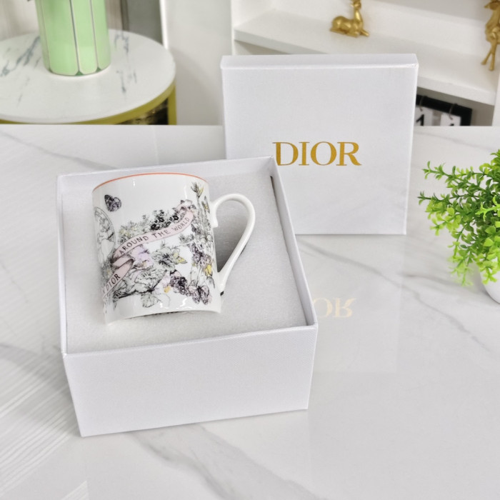 Dior Mug