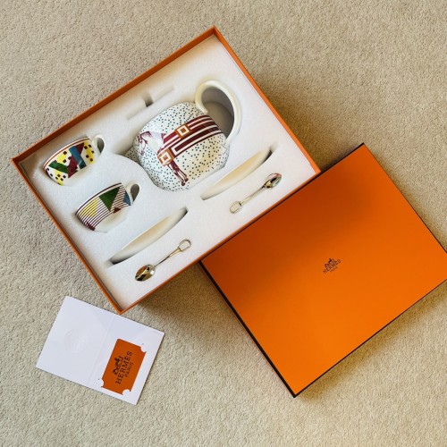 Hermes Coffee Set