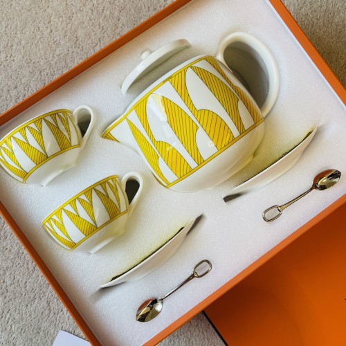Hermes Coffee Set