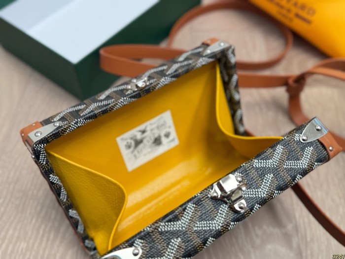 Goyard Shoulder Bag 011 DB503 17cm