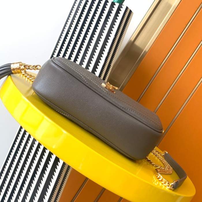 YSL Lou Bag 585040 JY054 19cm