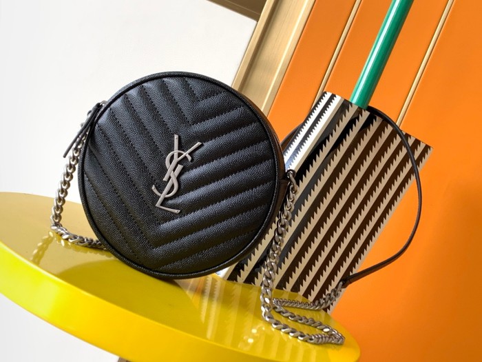 YSL Vinyle Bag 610436 JY044 17cm