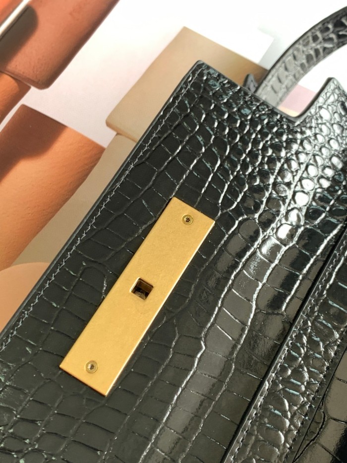 YSL Manhattan Bag 579270 JY006 24cm
