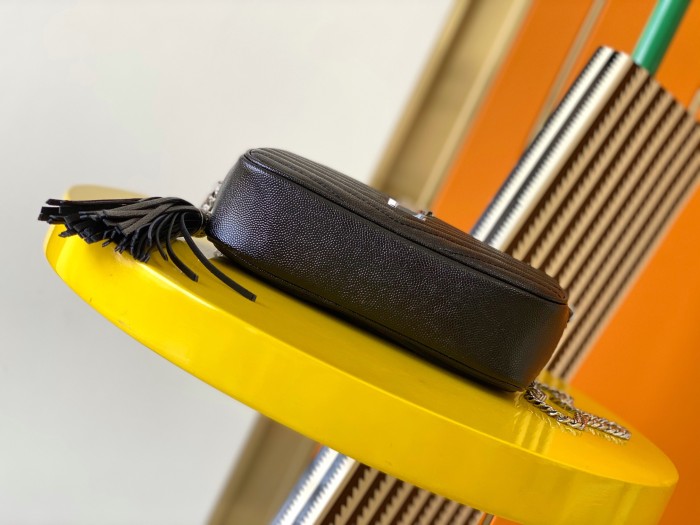 YSL Lou Bag 585040 JY054 19cm